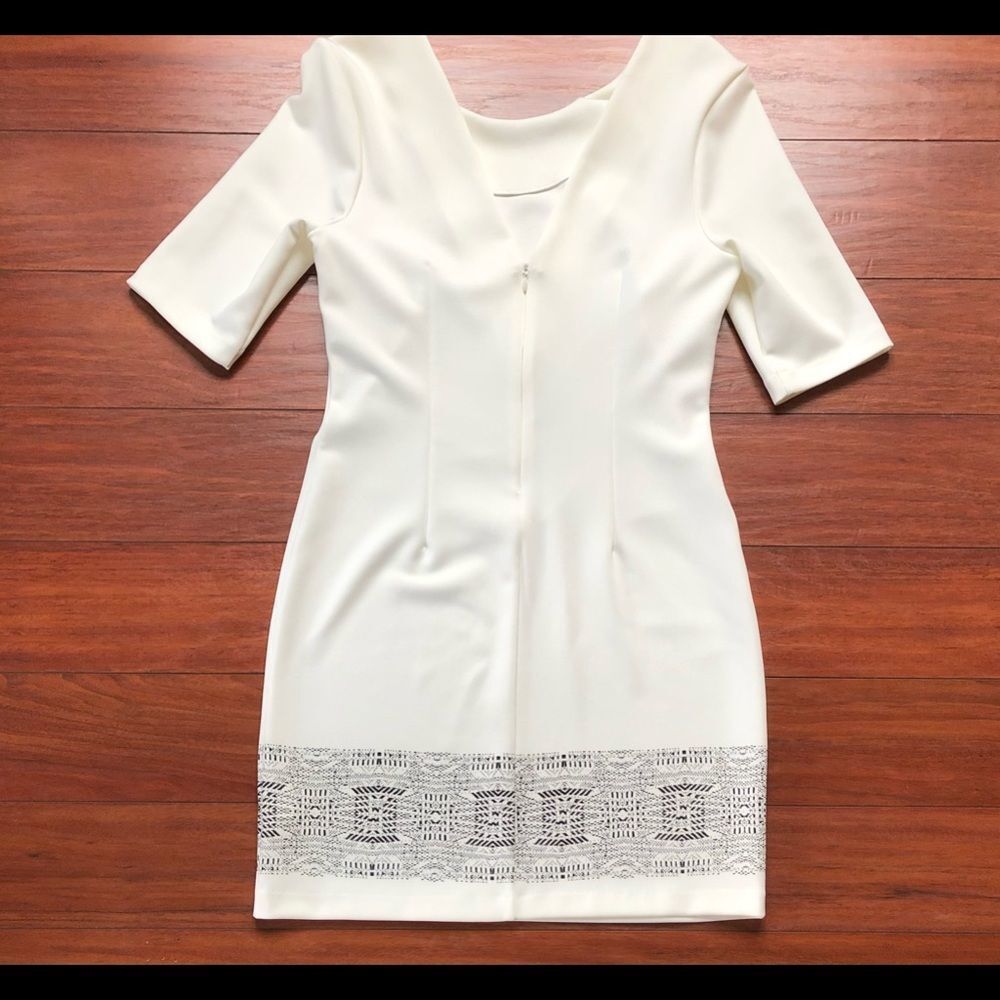 1.State Dress - Picture 3 of 12